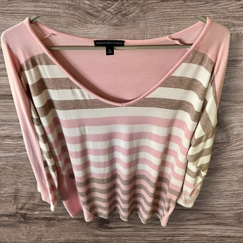 Signature Studio Striped Tee - Picture 2 of 4